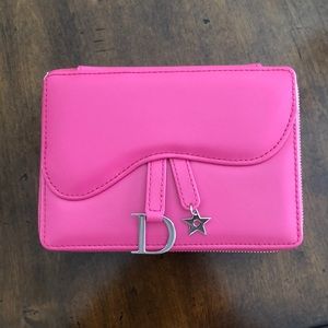 Leather jewelry/make up case